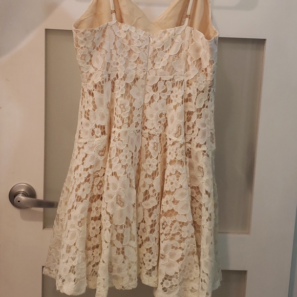 Dress , semi formal worn once, good condition - Picture 2 of 4